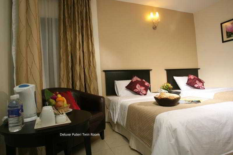 Hotel Erya By Suria 3*